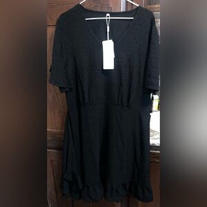 Women's Simple Black Dress Size 2X "NEW"